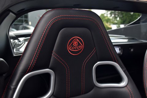 Elise Sport 220