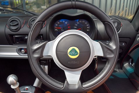 Elise Sport 220