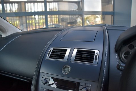 Vantage V8 4.3 Manual
