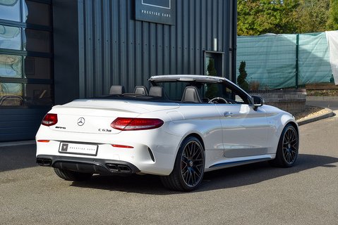 C63 S Cabriolet (Premium)