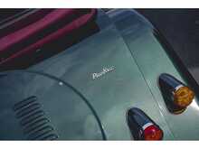 MORGAN PLUS FOUR AUTO IN METALLIC GREEN