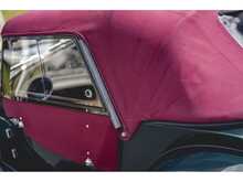 MORGAN PLUS FOUR AUTO IN METALLIC GREEN