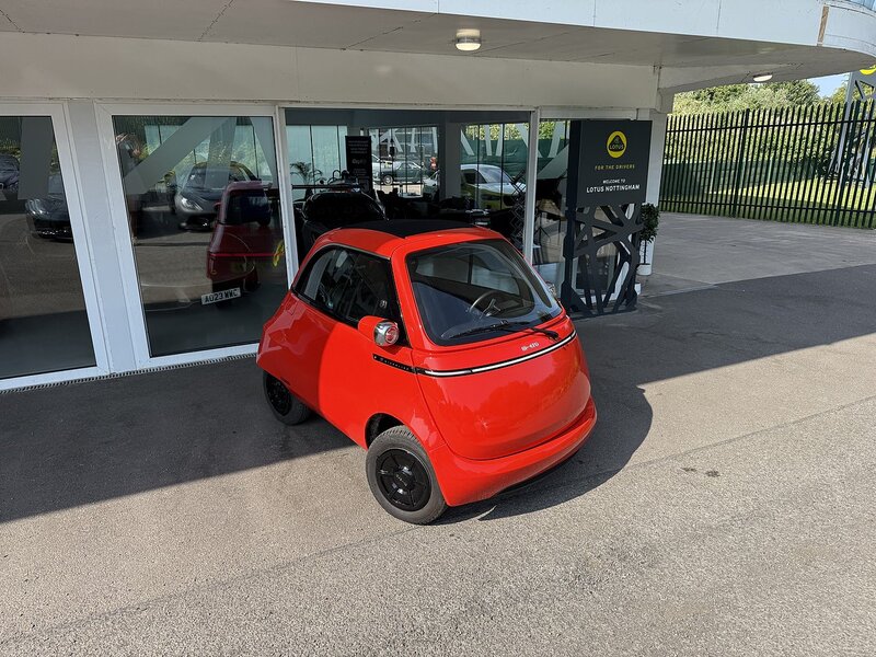 Mid Range 1dr coupe auto EV