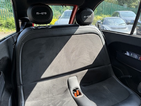 Mid Range 1dr coupe auto EV