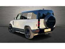 LAND ROVER DEFENDER 110 FINISHED IN FUJI WHITE