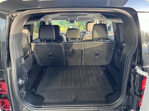 3.0 D200 MHEV S SUV 5dr Diesel Auto 4WD Euro 6 (s/s) (200 ps)