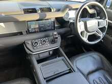 LAND ROVER DEFENDER 110 FINISHED IN FUJI WHITE