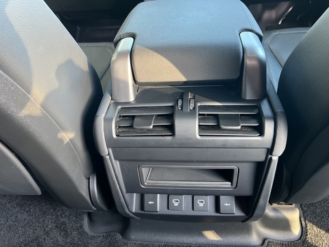 3.0 D200 MHEV S SUV 5dr Diesel Auto 4WD Euro 6 (s/s) (200 ps)