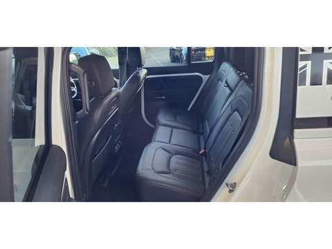 3.0 D200 MHEV S SUV 5dr Diesel Auto 4WD Euro 6 (s/s) (200 ps)