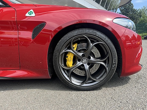 2.9 V6 Bi-Turbo Quadrifoglio Saloon 4dr Petrol GPF Auto Euro 6 (s/s) (510 ps)