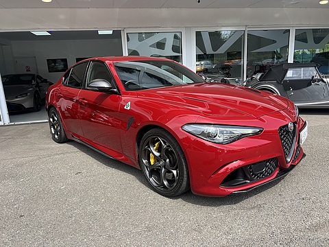 2.9 V6 Bi-Turbo Quadrifoglio Saloon 4dr Petrol GPF Auto Euro 6 (s/s) (510 ps)