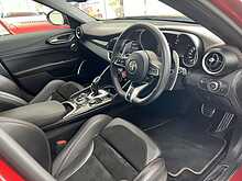 ALFA ROMEO GIULIA QUADRIFOGLIO IN COMPETIZIONE RED