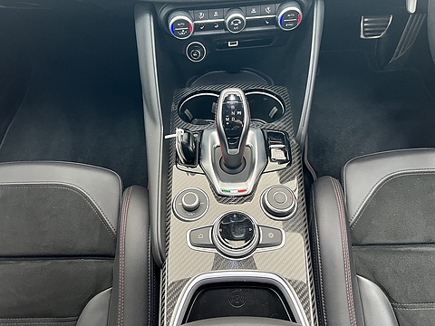 2.9 V6 Bi-Turbo Quadrifoglio Saloon 4dr Petrol GPF Auto Euro 6 (s/s) (510 ps)