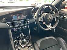 ALFA ROMEO GIULIA QUADRIFOGLIO IN COMPETIZIONE RED