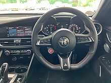 ALFA ROMEO GIULIA QUADRIFOGLIO IN COMPETIZIONE RED