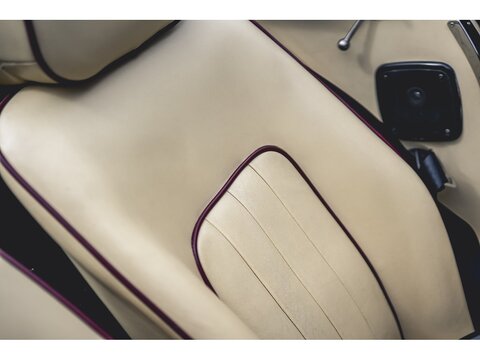 Plus 8 3.9 2dr Saloon Manual Petrol