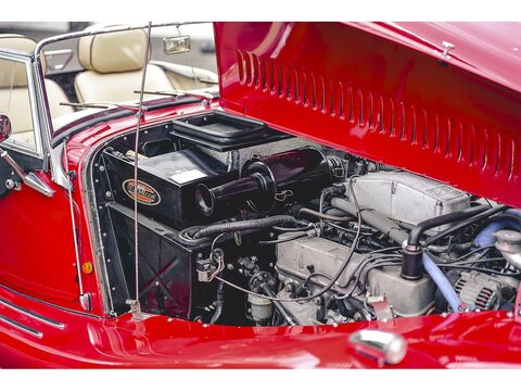 Plus 8 3.9 2dr Saloon Manual Petrol