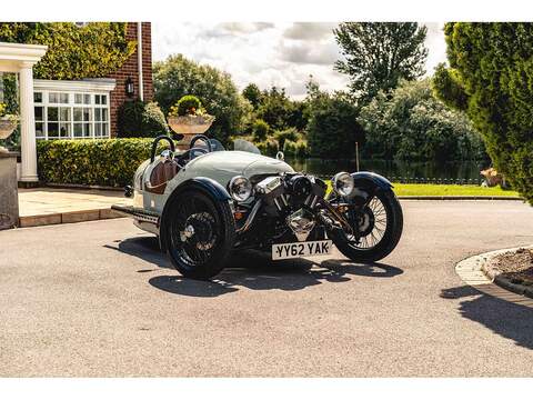 Three wheeler tricycle 2 manual Petrol