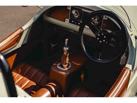 Three wheeler tricycle 2 manual Petrol