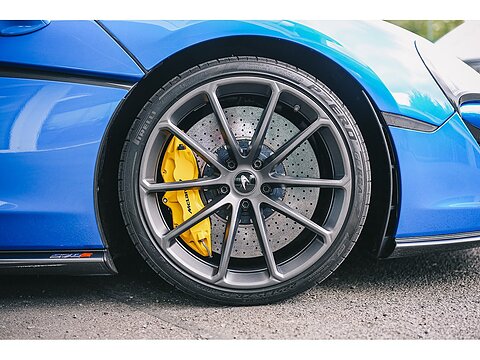 3.8T V8 Spider 2dr Petrol SSG Euro 6 (s/s) (570 ps)