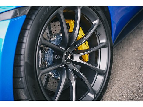 3.8T V8 Spider 2dr Petrol SSG Euro 6 (s/s) (570 ps)