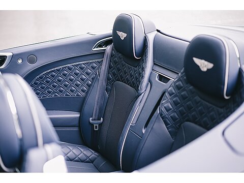 4.0 V8 GTC Convertible 2dr Petrol Auto 4WD Euro 6 (s/s) (550 ps)