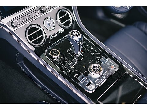 4.0 V8 GTC Convertible 2dr Petrol Auto 4WD Euro 6 (s/s) (550 ps)