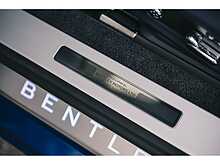 BENTLEY CONTINENTIAL GTC FINISHED IN SEQUIN BLUE