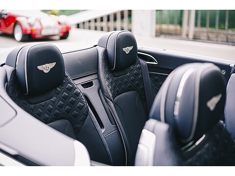 4.0 V8 GTC Convertible 2dr Petrol Auto 4WD Euro 6 (s/s) (550 ps)