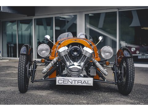 Saloon 1.6 Manual Petrol