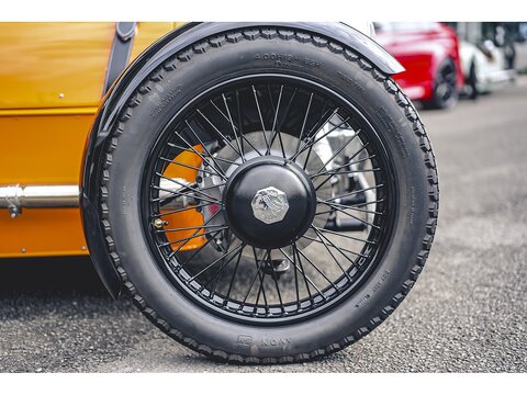 Saloon 1.6 Manual Petrol