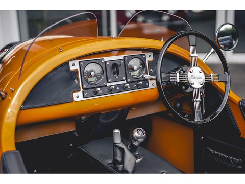 Saloon 1.6 Manual Petrol