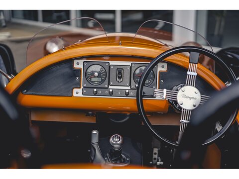 Saloon 1.6 Manual Petrol