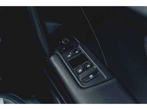 2.0 TDI R-Line Tech SUV 5dr Diesel DSG Euro 6 (s/s) (150 ps)