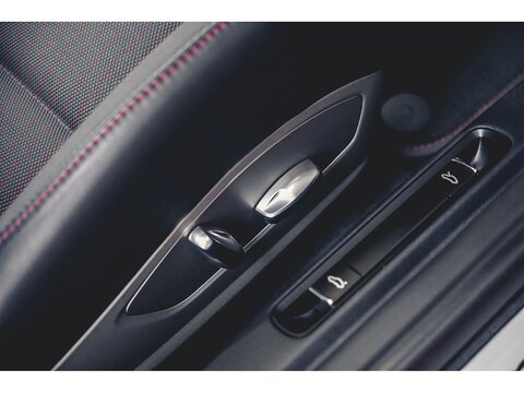 3.0T 991 Carrera T Coupe 2dr Petrol PDK Euro 6 (s/s) (370 ps)