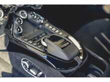 ASTON MARTIN V8 VANTAGE IN COSMOS ORANGE