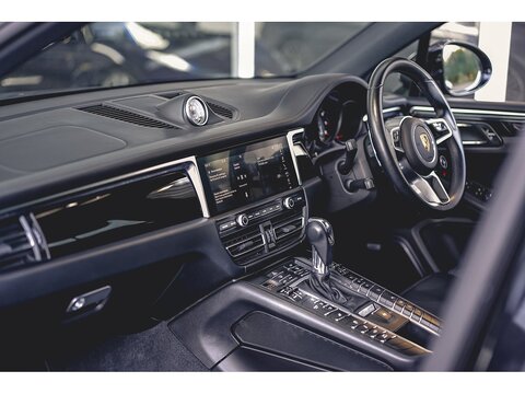 2.9T V6 GTS SUV 5dr Petrol PDK 4WD Euro 6 (s/s) (380 ps)