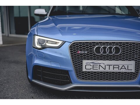 4.2 FSI V8 Cabriolet 2dr Petrol S Tronic quattro Euro 5 (450 ps)