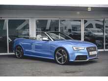 AUDI RS5 CABRIOLET IN KINGFISHER BLUE