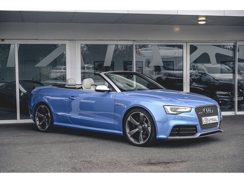 4.2 FSI V8 Cabriolet 2dr Petrol S Tronic quattro Euro 5 (450 ps)