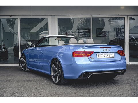 4.2 FSI V8 Cabriolet 2dr Petrol S Tronic quattro Euro 5 (450 ps)