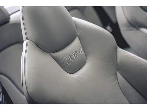 4.2 FSI V8 Cabriolet 2dr Petrol S Tronic quattro Euro 5 (450 ps)