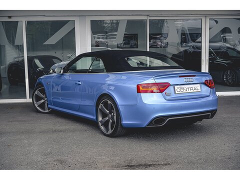 4.2 FSI V8 Cabriolet 2dr Petrol S Tronic quattro Euro 5 (450 ps)