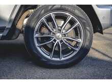 MERCEDES G 400D IN IRIDIUM SILVER