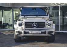 MERCEDES G 400D IN IRIDIUM SILVER