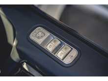 MERCEDES G 400D IN IRIDIUM SILVER