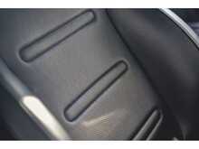 MERCEDES G 400D IN IRIDIUM SILVER