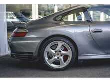PORSCHE 911 996 CARRERA 4S