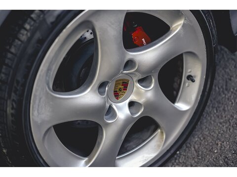 3.6 996 Carrera 4S Coupe 2dr Petrol Tiptronic S AWD (294 g/km, 315 bhp)