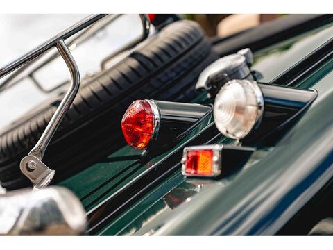 2.0 Convertible 2dr Petrol Manual (2 seat) (172 g/km, 145 bhp)